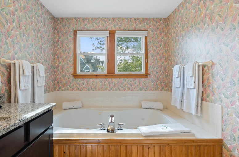 Bathroom 3, The Ocracoke Harbor Inn, Hyde