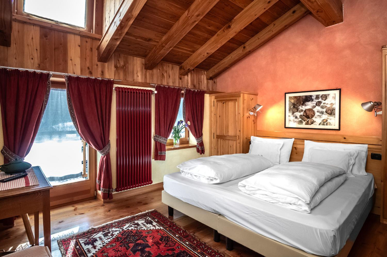 Bedroom 2, Anderbatt - Camera e Cucina, Aosta
