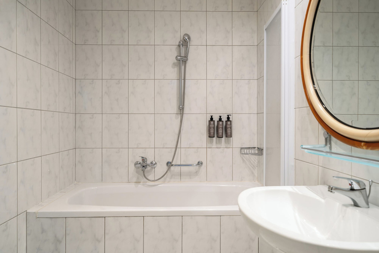 Bathroom 5, Iberostar Waves Bellevue