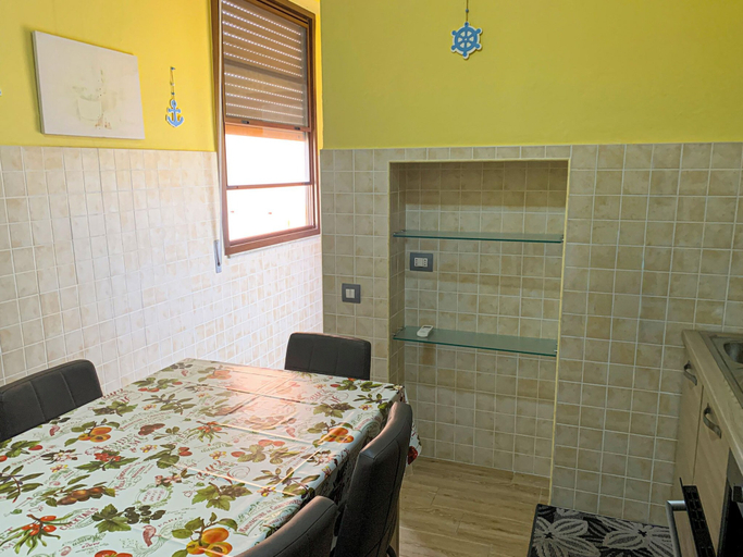 Dining 2, Mariposa, Cagliari