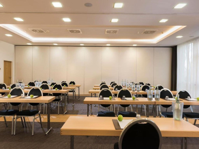 Meeting facility 5, Sunday Bielefeld Standard Double Room, Bielefeld