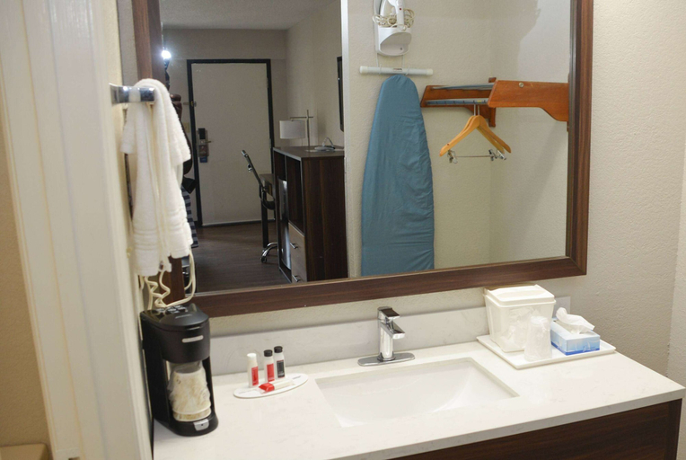 Bathroom 4, Baymont by Wyndham Santee, Orangeburg