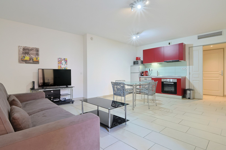 Room 5, 219 - Le Suquet in Cannes, Alpes-Maritimes