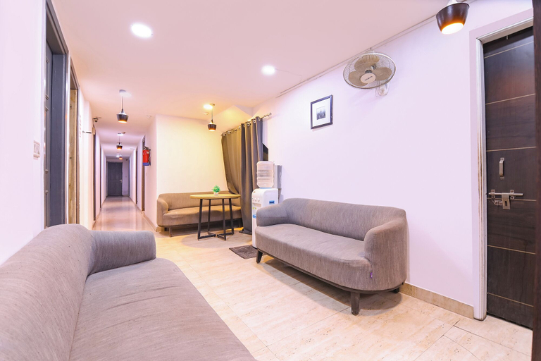 Lobby sitting area 5, Fabhotel Moody Inn Nawada, Delhi