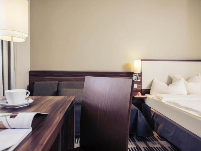 Room 2, Sunday Hotel Saarbruecken Sued Triple Room, Regionalverband Saarbrücken