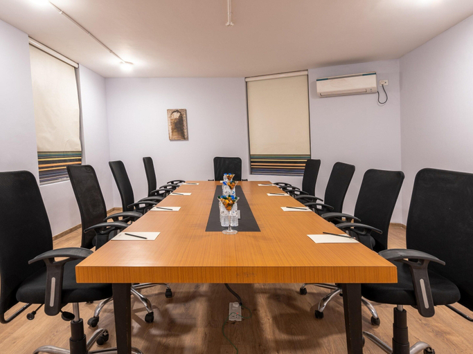 Meeting facility, Hotel in Chandigarh With Pool Patio & Wellness, Sahibzada Ajit Singh Nagar