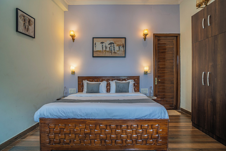Room 3, Alaya Stays Sky Paradise Petfriendly, Dehradun
