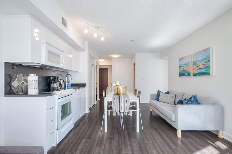 Interior 4, TrueNorth Urban Stay, Toronto