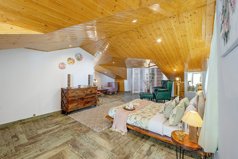 Room 2, ELIVAAS Alpenglow 3 BHK Villa, Solan