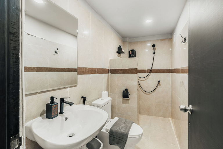 Bathroom 4, Chill Inn Hub, Ko Samui