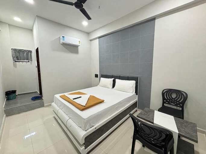 Room 5, Hotel Mojito, Tapi