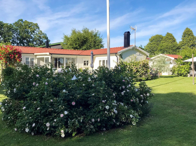 Exterior 4, 4 Star Holiday Home in Farjestaden, Mörbylånga