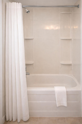 Bathroom 5, Hotel Les Trois Soeurs, Le Rocher-Percé
