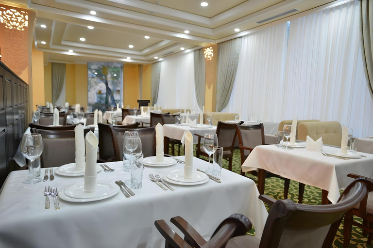 Food & Drinks 5, Gloria Hotel, Tashkent City