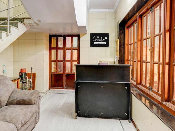 Reception 2, Deluxe Super Collection O Vadapalani, Chennai