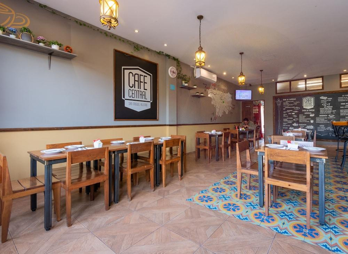 Food & Drinks 4, Hotel La Estacion, Allende