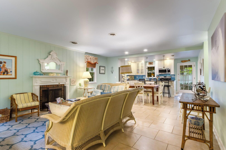 Living area 4, Columbia Avenue 72, Sussex