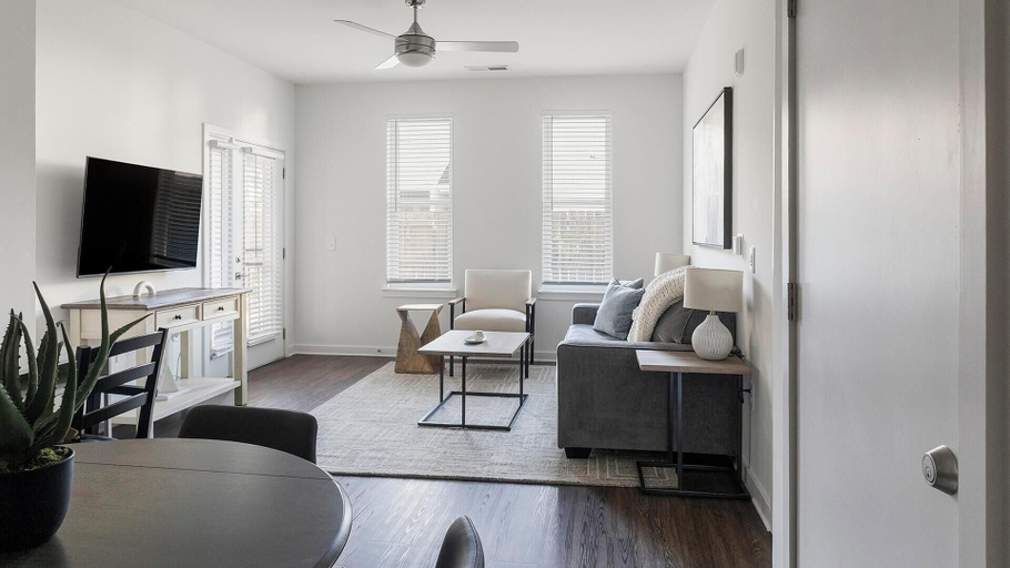 Living area 3, Landing Apartments Near Woodcrest, Wake