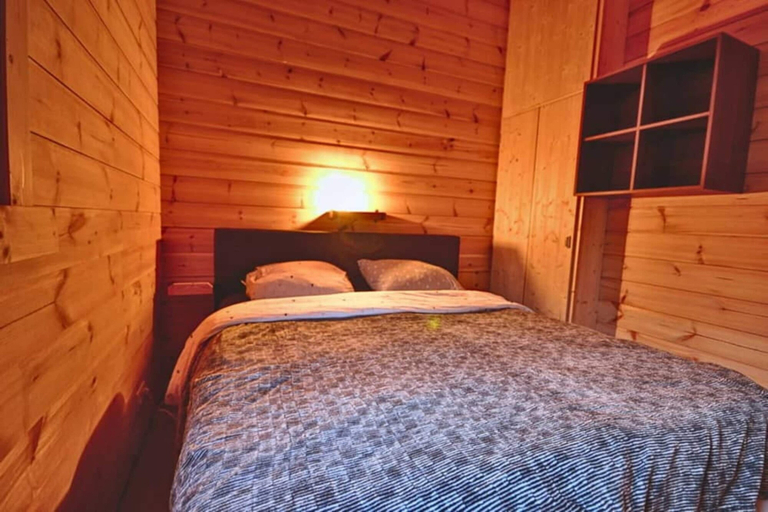 Room 2, Ardennes Chalet With Balcony, Sauna, Namur