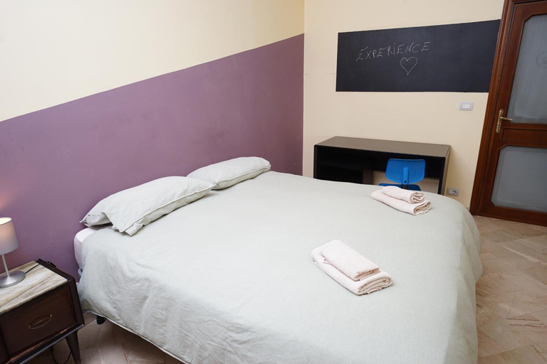 Bedroom 2, House of Arts, Bari