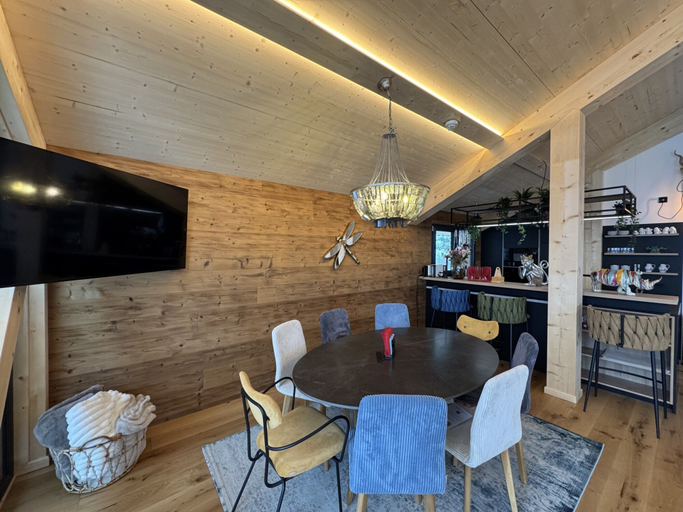 Others 2, Superior chalet with sauna and hot tub, Murau