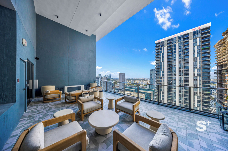Property grounds 5, Cozy Skyline Condo - Cityview Miami, Miami-Dade