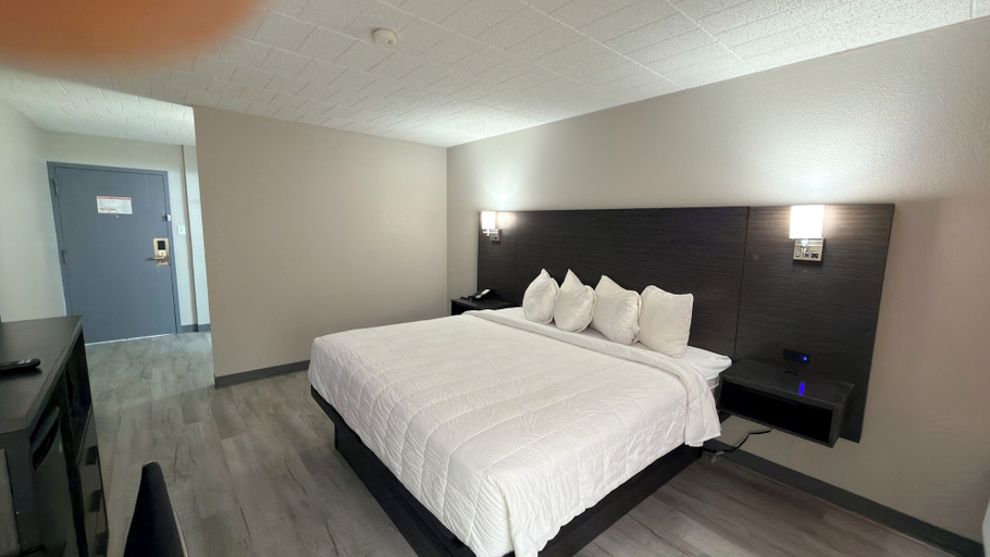 Bedroom 3, Ramada by Wyndham New Kensington, Westmoreland