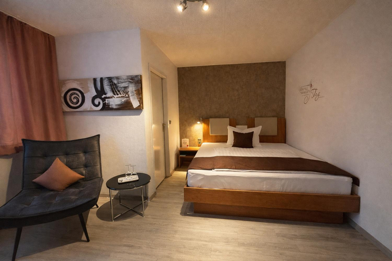 Bedroom 3, Arena Hotel, Gelsenkirchen