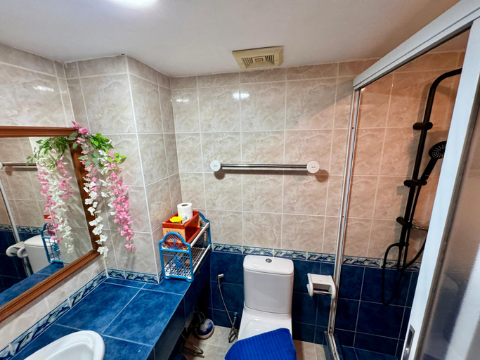Bathroom 4, Kieng Talay Studio by PSR, Pattaya