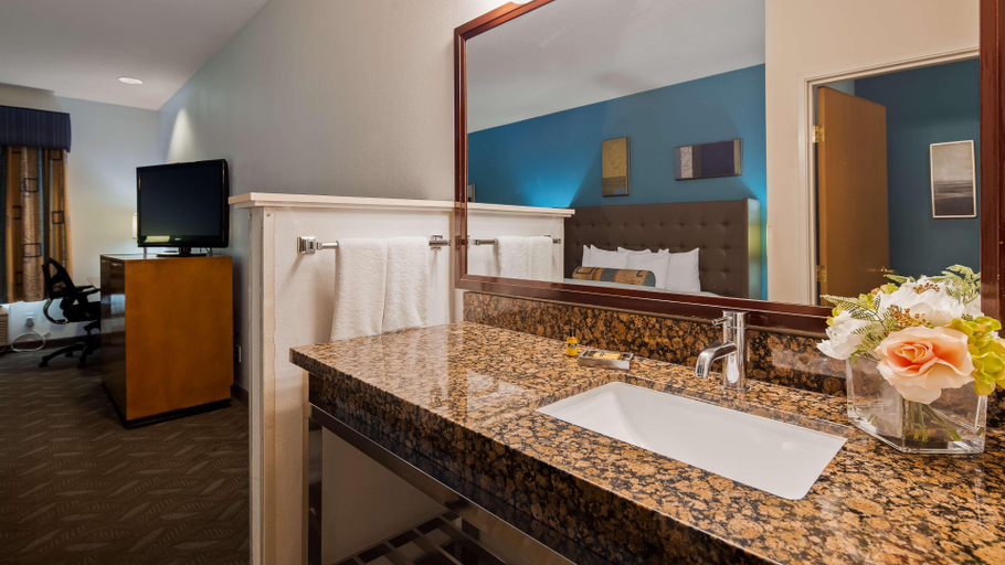 Bathroom 4, Best Western Plus Liberty Lake Inn, Spokane