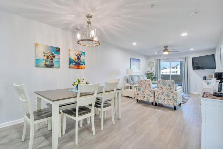 Room 2, Palm Drive 36525 #5203, Sussex