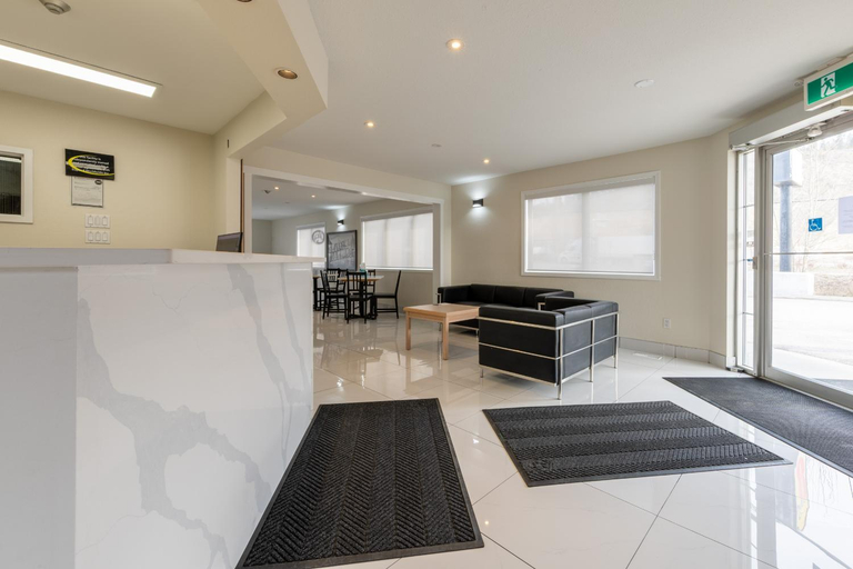 Public Area 2, Super 8 By Wyndham Golden, Columbia-Shuswap