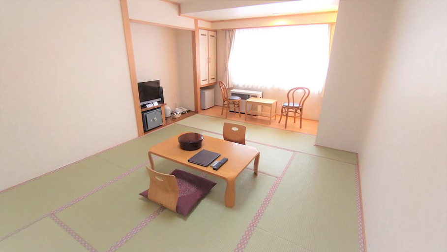 Bedroom 4, Rishiri Fuji Kanko Hotel, Rishirifuji