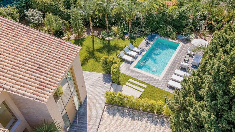 Room 3, 002 Villa Camille in Cannes, Alpes-Maritimes