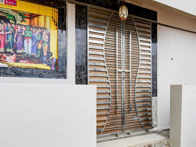 Reception 4, Deluxe With Twin Bed Harika Inn, Srikakulam