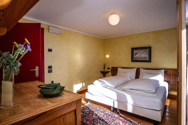 Bedroom 4, Anderbatt - Camera e Cucina, Aosta