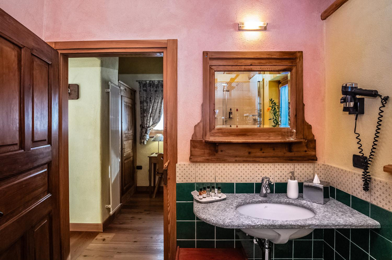 Bathroom 5, Anderbatt - Camera e Cucina, Aosta