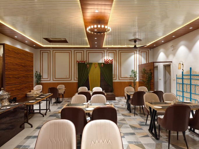 Food & Drinks 5, Hotel Indo Tiger By Rawat Hospitality, Dehradun