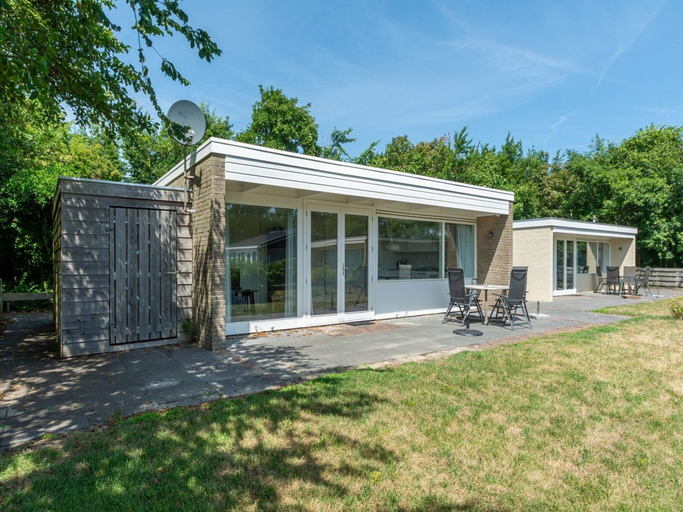 Exterior & Views 1, Bungalow in Callantsoog Near Sandy Beaches, Zijpe