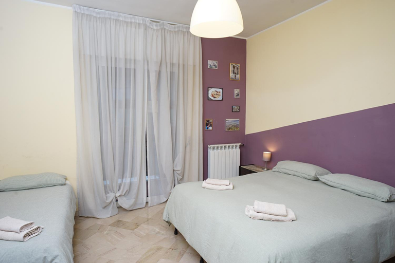 Bedroom 3, House of Arts, Bari