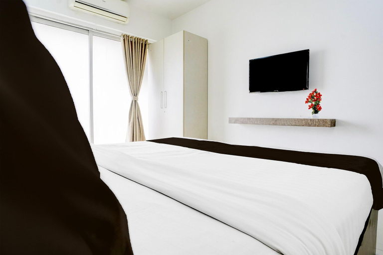 Room 3, Super Collection O Jupiter Hospital, Mumbai Suburban