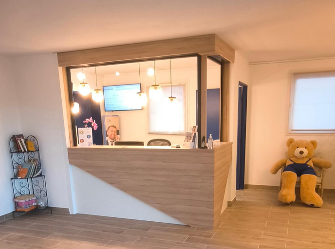 Public Area, Brit Hotel Clermont L'Herault, Hérault
