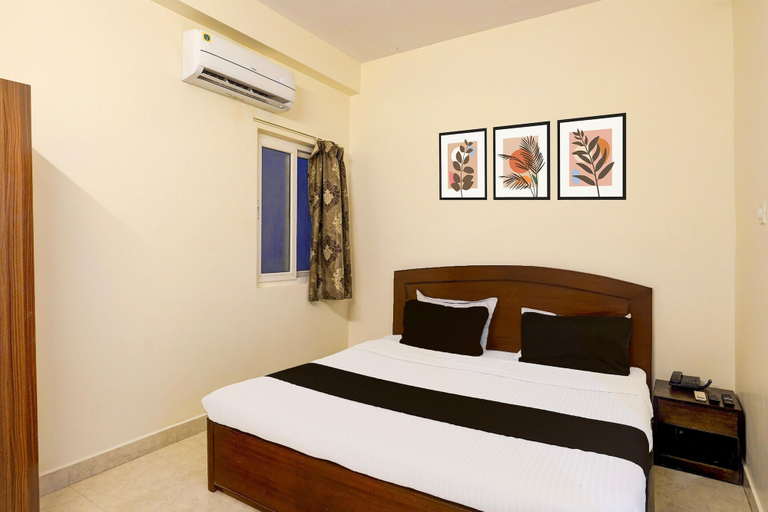 Room 4, Deluxe Twilight Residency, Chennai