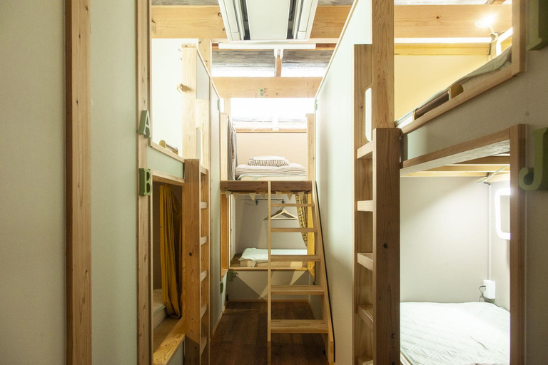 Bedroom 4, Fukuoka Guesthouse Hive, Fukuoka
