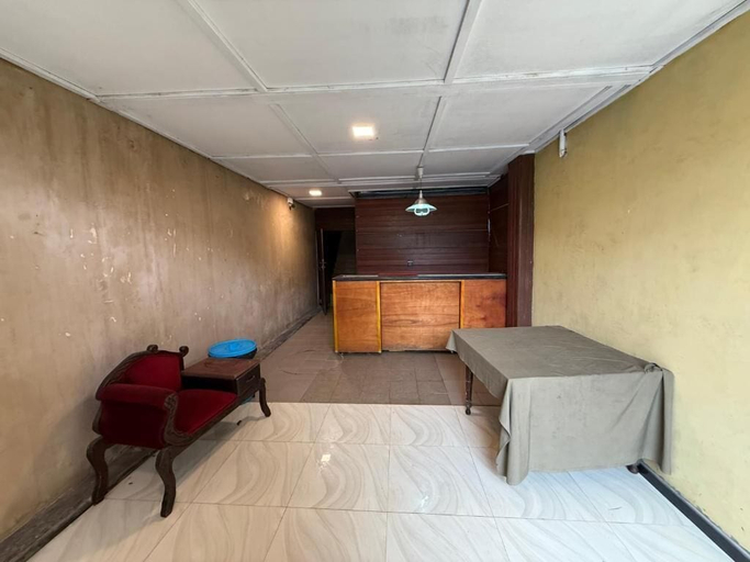 Interior, Airport Residencies, Katana