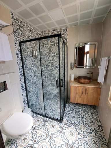 Bathroom, LEVISSI BOUTIQUE HOTEL, Şehitkamil