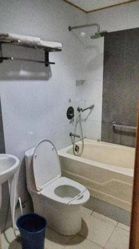 Bathroom 5, Hotel Sogo Molino, Bacoor