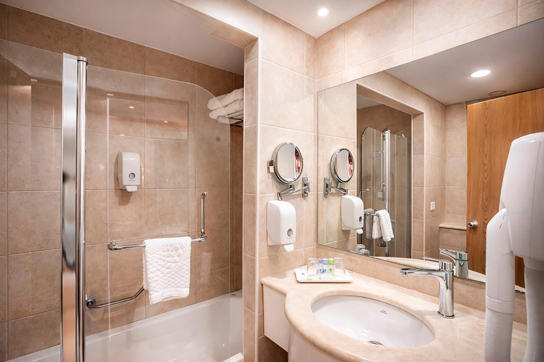 Bathroom 5, Kibbutz Lavi Hotel