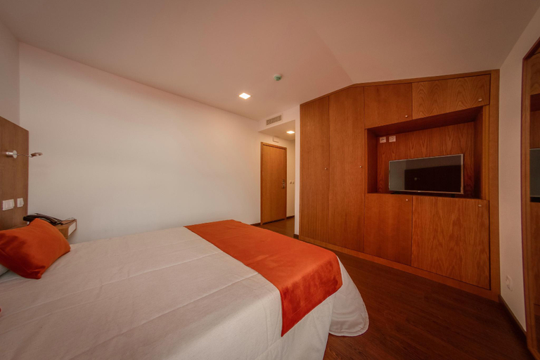 Bedroom 4, Belmonte Sinai Hotel, Belmonte