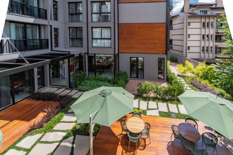 Outdoor dining, Apartamento com infra em Gramado, Gramado